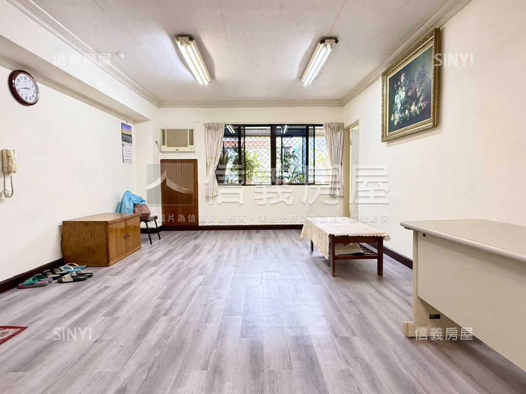 小巨蛋邊間採光電梯三房房屋室內格局與周邊環境