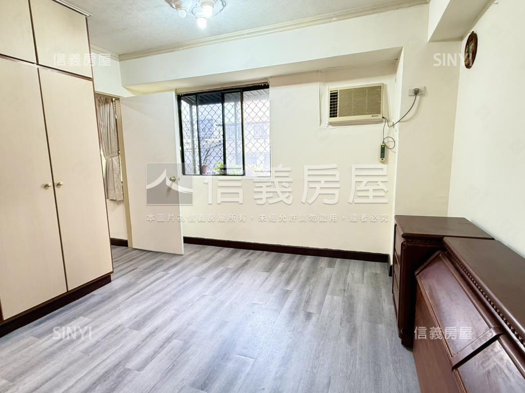 小巨蛋邊間採光電梯三房房屋室內格局與周邊環境