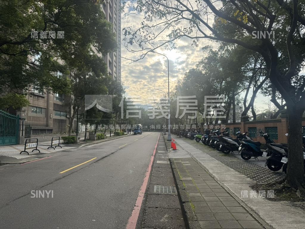 台北大學～博士林套房房屋室內格局與周邊環境