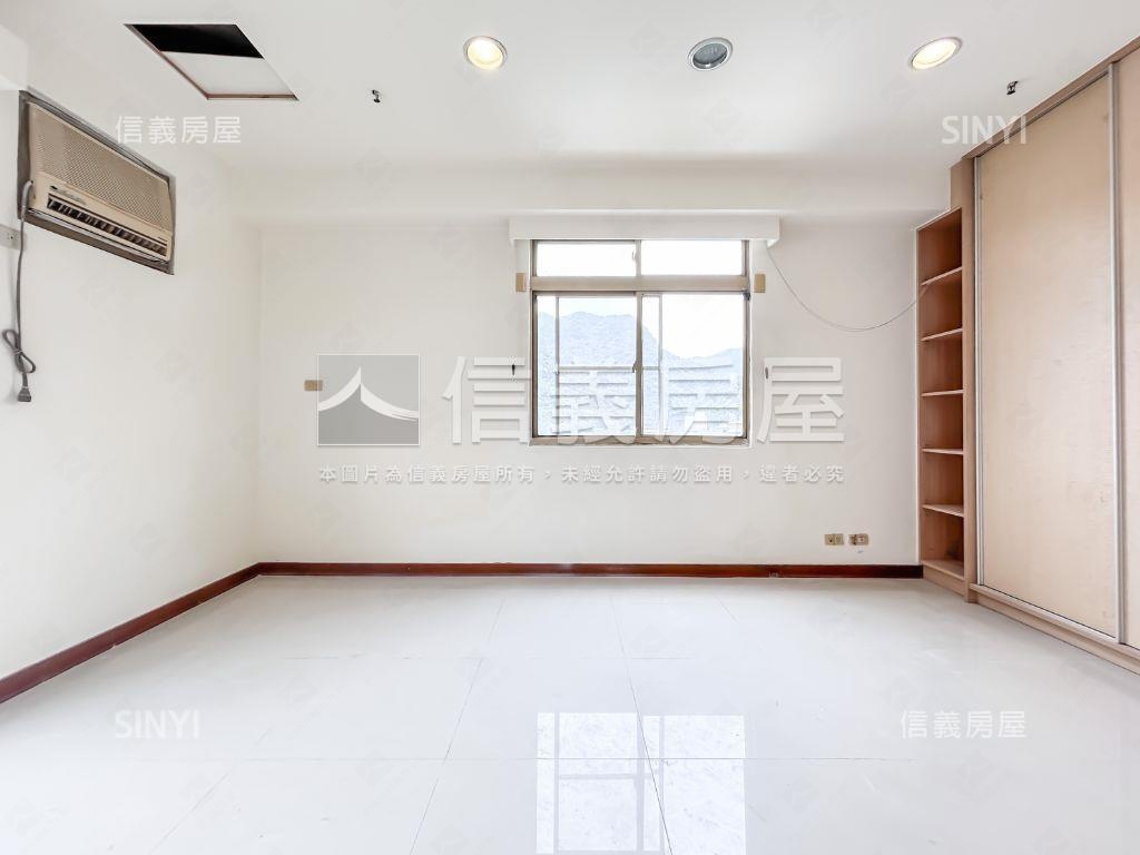 綠意美景．三房車位房屋室內格局與周邊環境