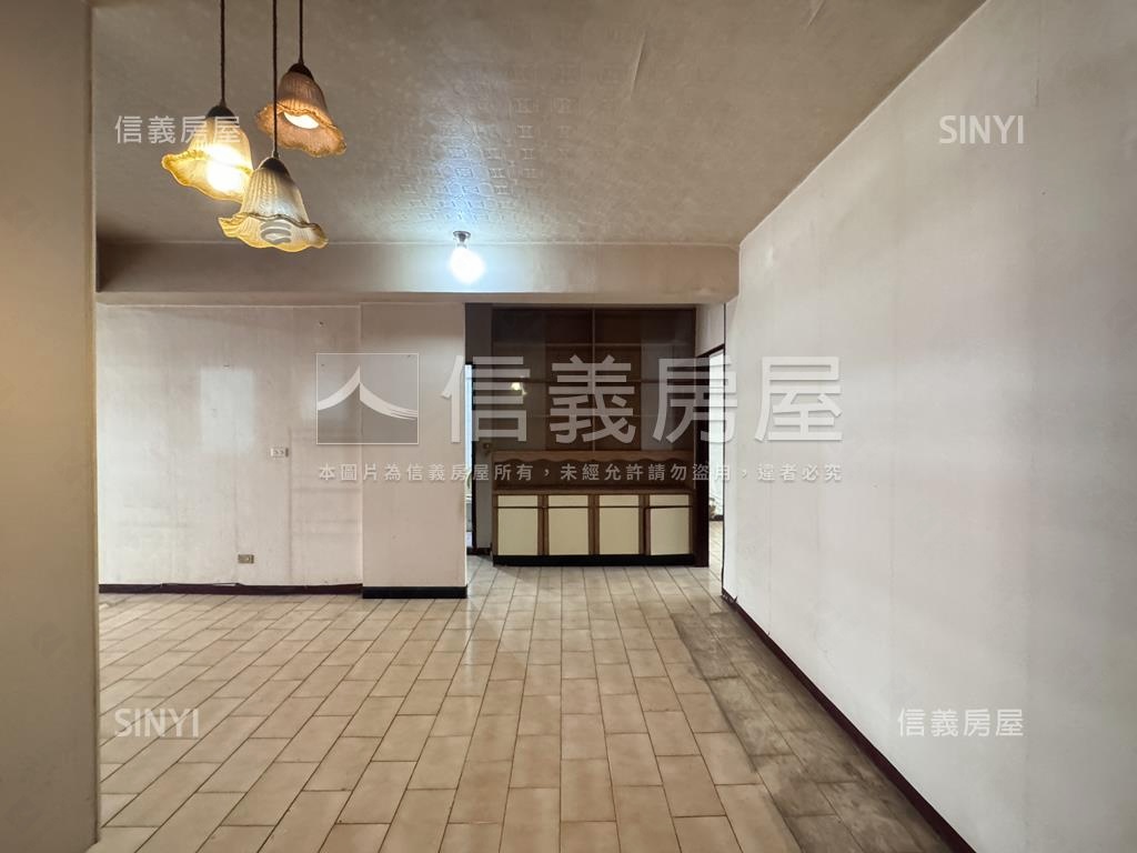 大空間公寓房屋室內格局與周邊環境