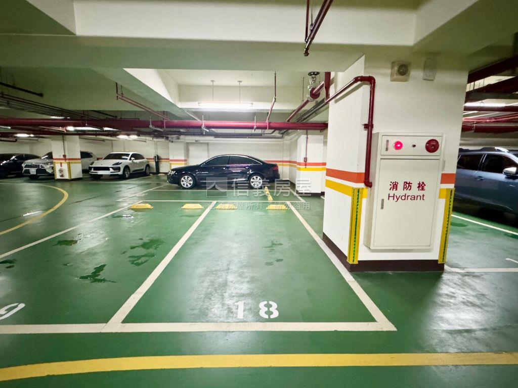 台北大·設計師美裝雙車位房屋室內格局與周邊環境