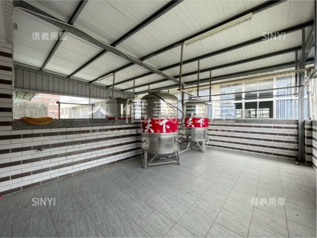 鄰樹德家商．穩定收租透天房屋室內格局與周邊環境