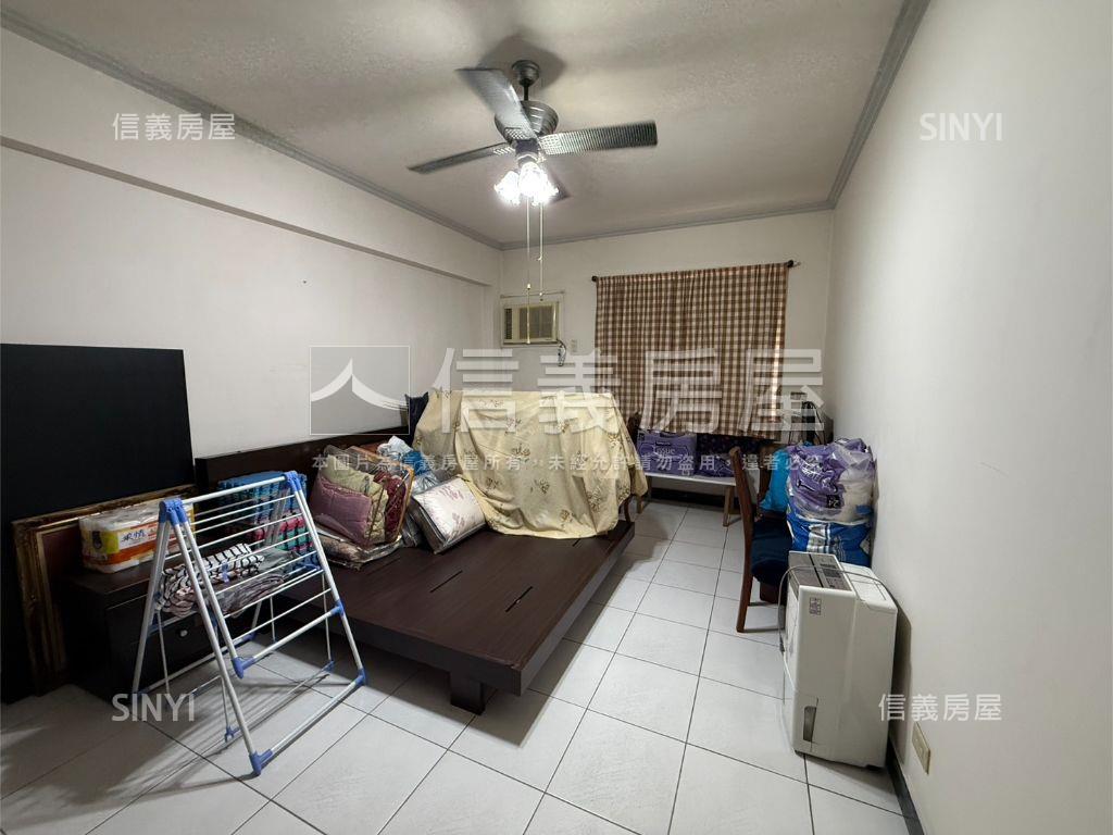 軒敞貴金‧好柏村三房房屋室內格局與周邊環境