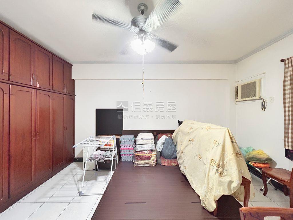 軒敞貴金‧好柏村三房房屋室內格局與周邊環境