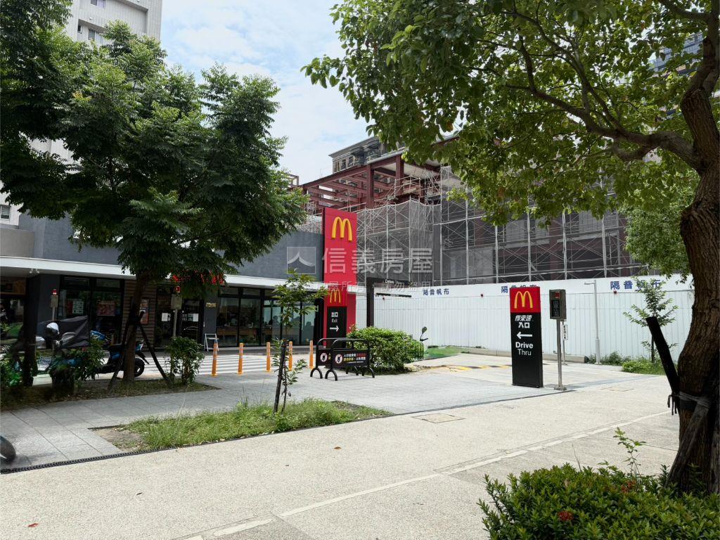 軒敞貴金‧好柏村三房房屋室內格局與周邊環境