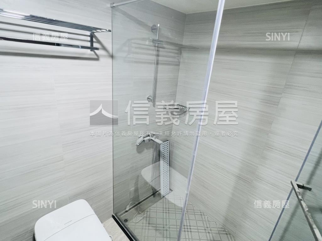 心家家眺望山景美宅房屋室內格局與周邊環境