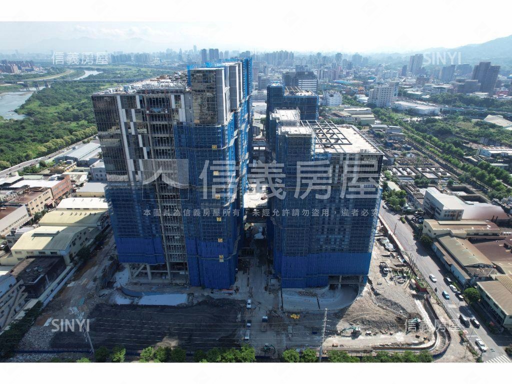 中工雲宇宙１６４坪房屋室內格局與周邊環境