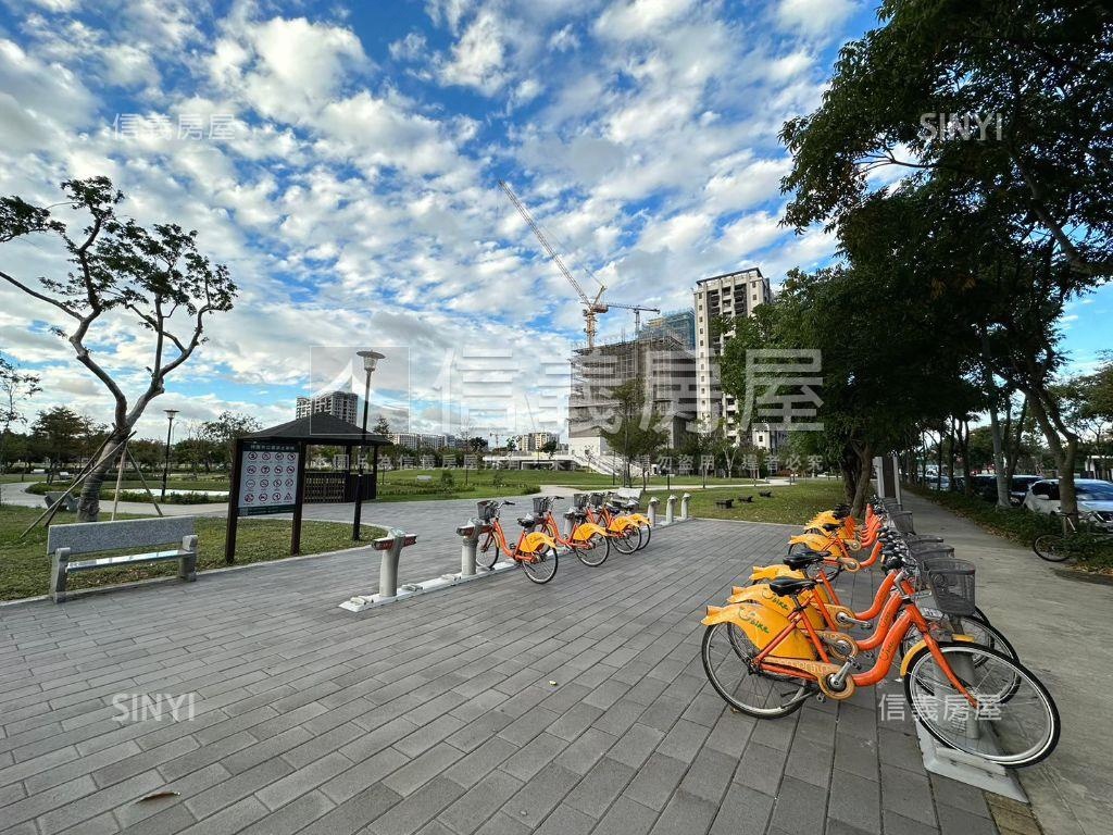 青埔高鐵一品院三房車位房屋室內格局與周邊環境