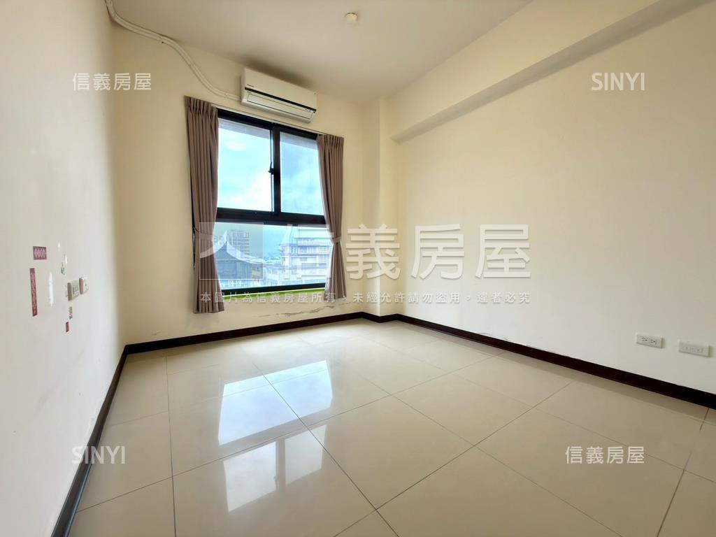 合雄Ｍ高樓三房車位房屋室內格局與周邊環境