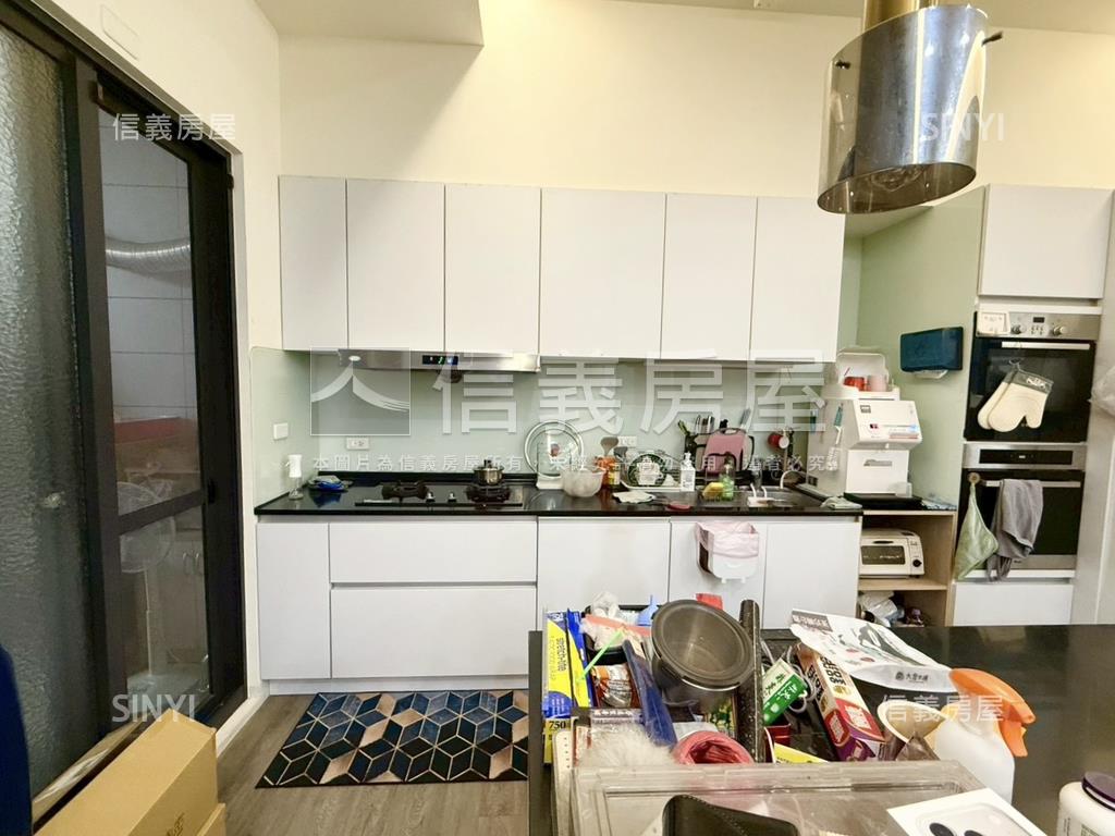 邊間！大面寬三車霸氣豪邸房屋室內格局與周邊環境