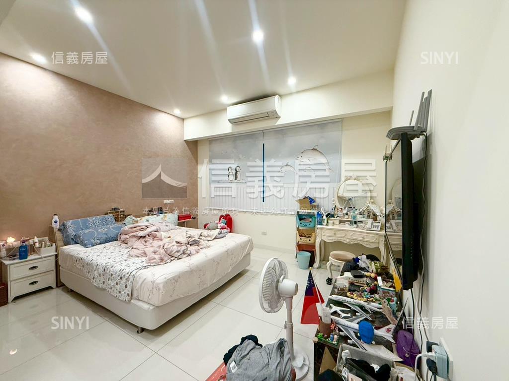 邊間！大面寬三車霸氣豪邸房屋室內格局與周邊環境