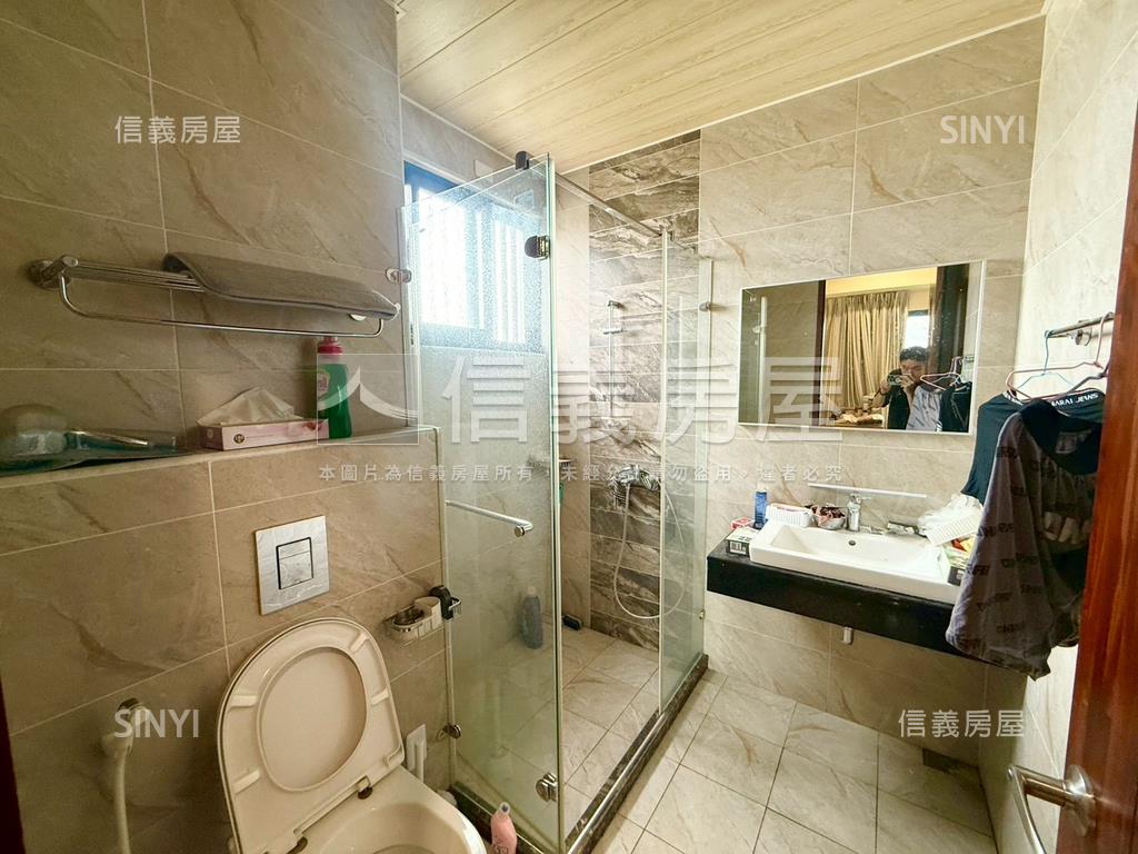 邊間！大面寬三車霸氣豪邸房屋室內格局與周邊環境