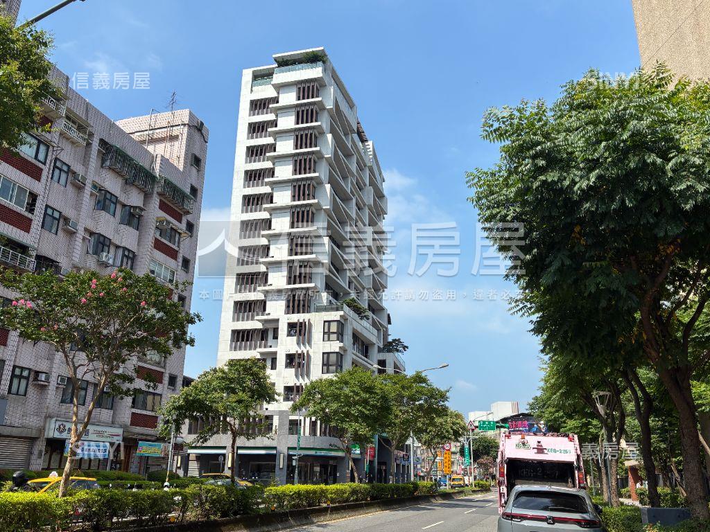 靜心苑邊間美２房車位房屋室內格局與周邊環境