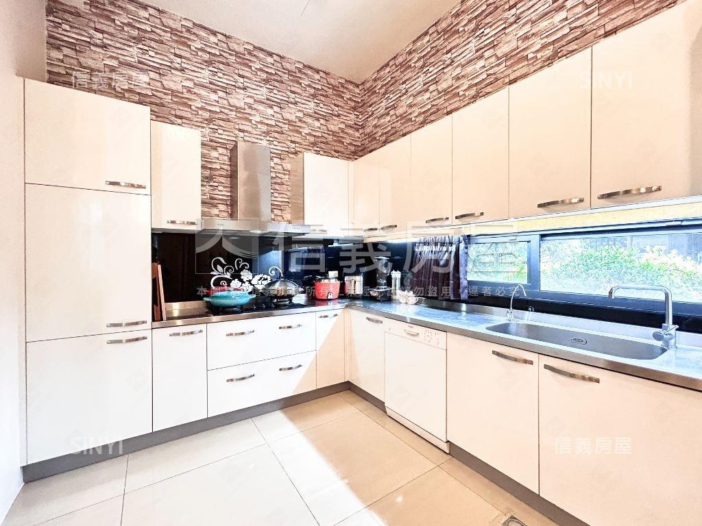 誠家原砌角間！霸氣別墅房屋室內格局與周邊環境