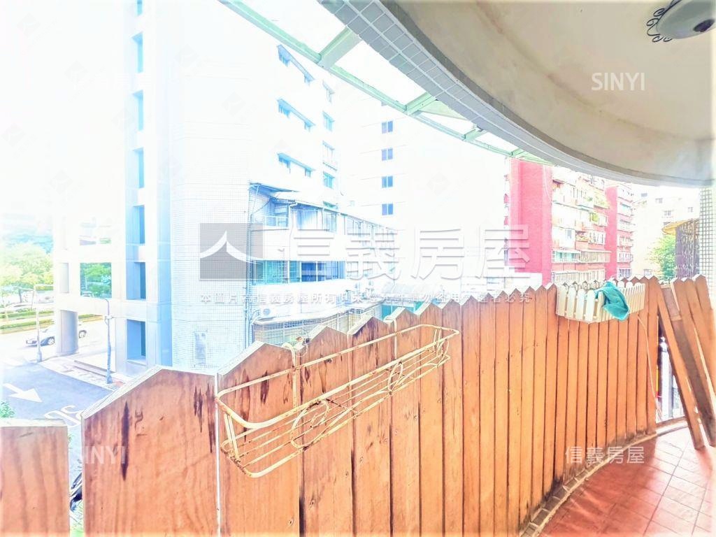 信義安和仁愛管理華廈房屋室內格局與周邊環境