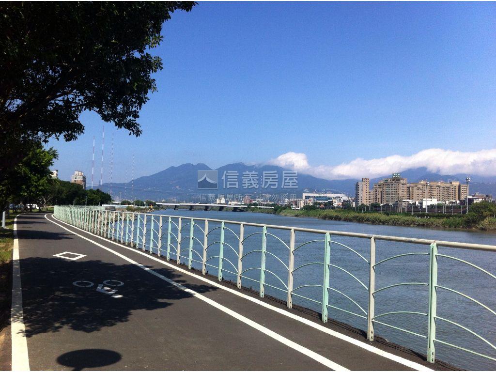 稀有釋出正暉大廈景觀戶房屋室內格局與周邊環境