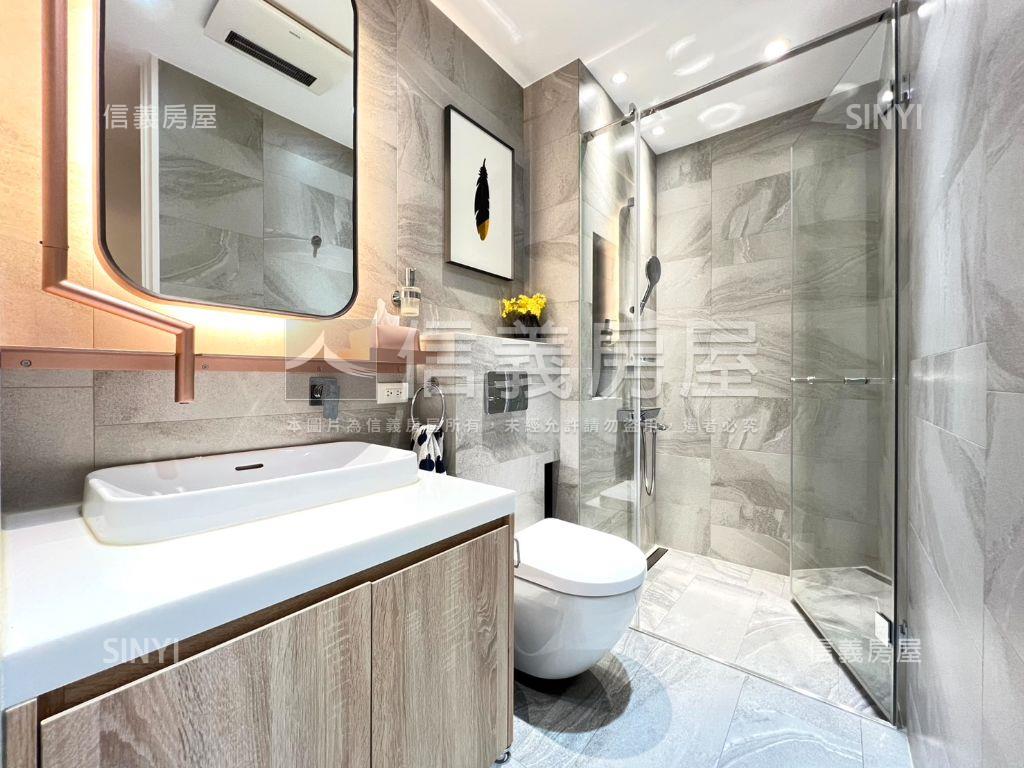 由鉅大謙精美裝潢連號車位房屋室內格局與周邊環境