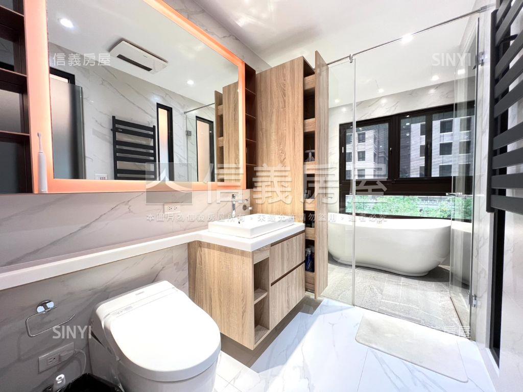 由鉅大謙精美裝潢連號車位房屋室內格局與周邊環境