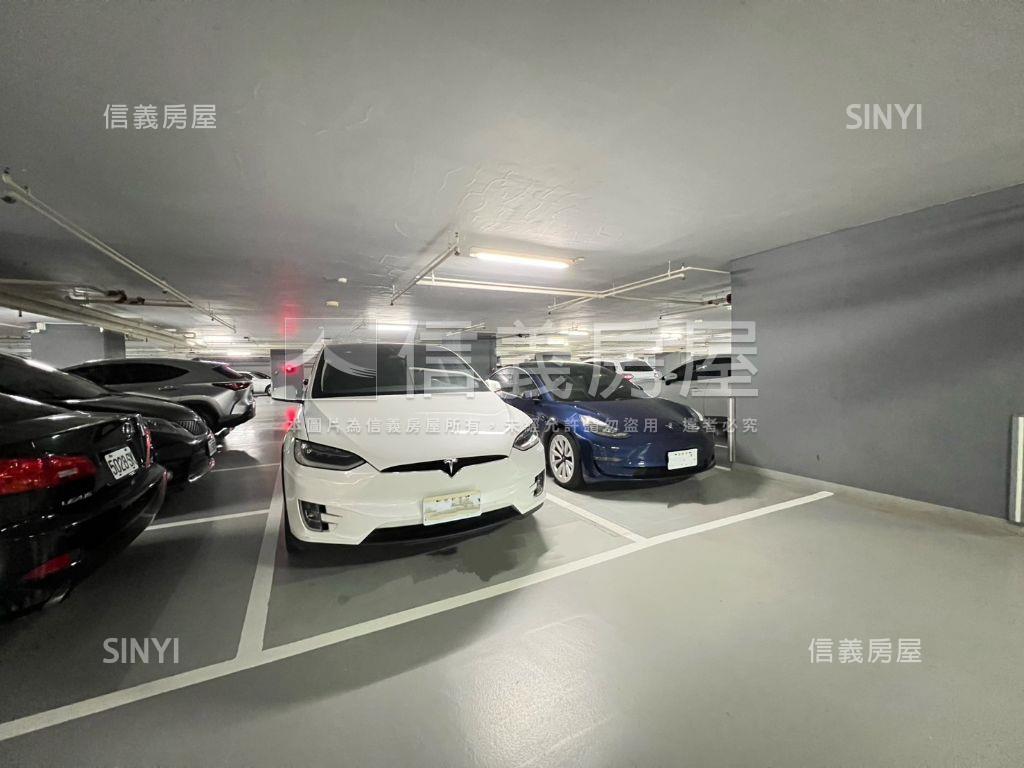 由鉅大謙精美裝潢連號車位房屋室內格局與周邊環境