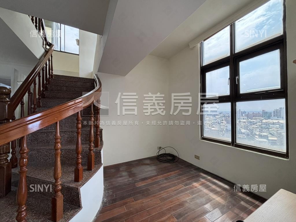 皇家高樓景觀３房房屋室內格局與周邊環境