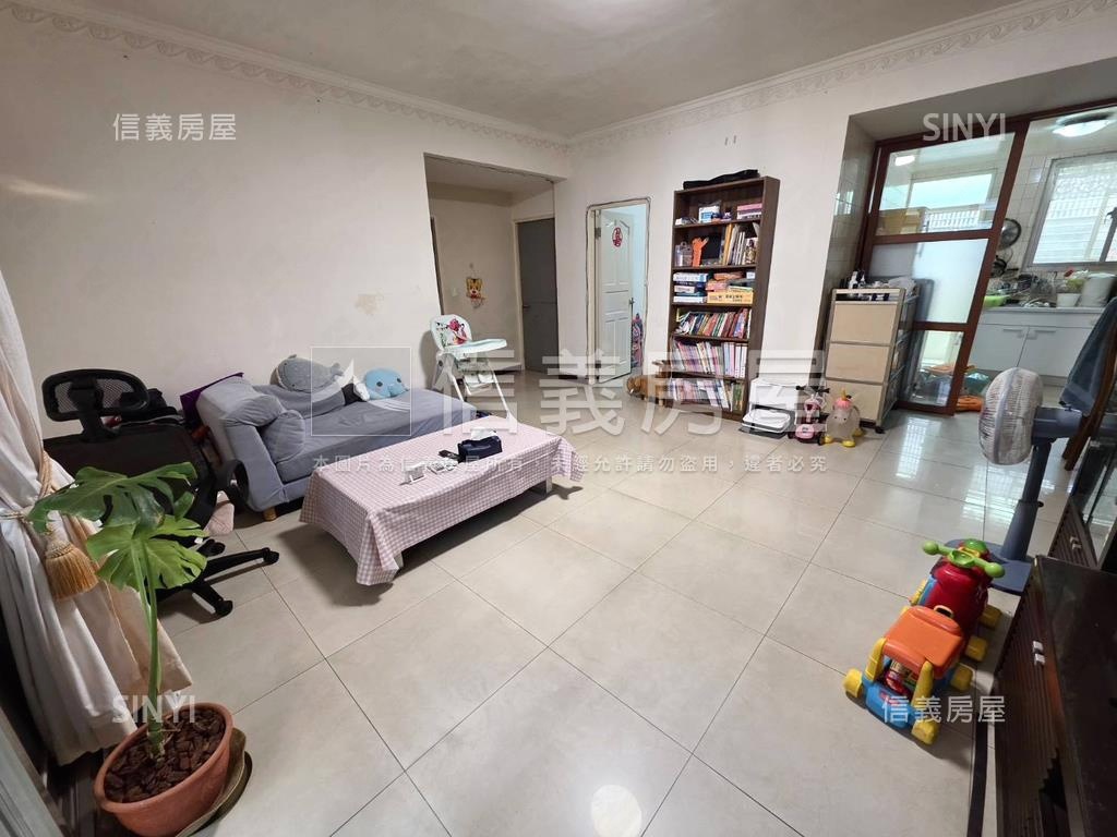 世貿靜巷邊間美宅房屋室內格局與周邊環境