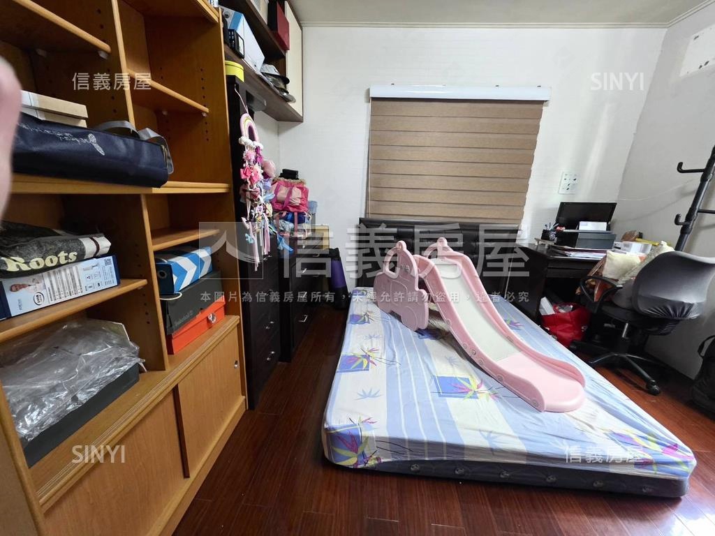 世貿靜巷邊間美宅房屋室內格局與周邊環境