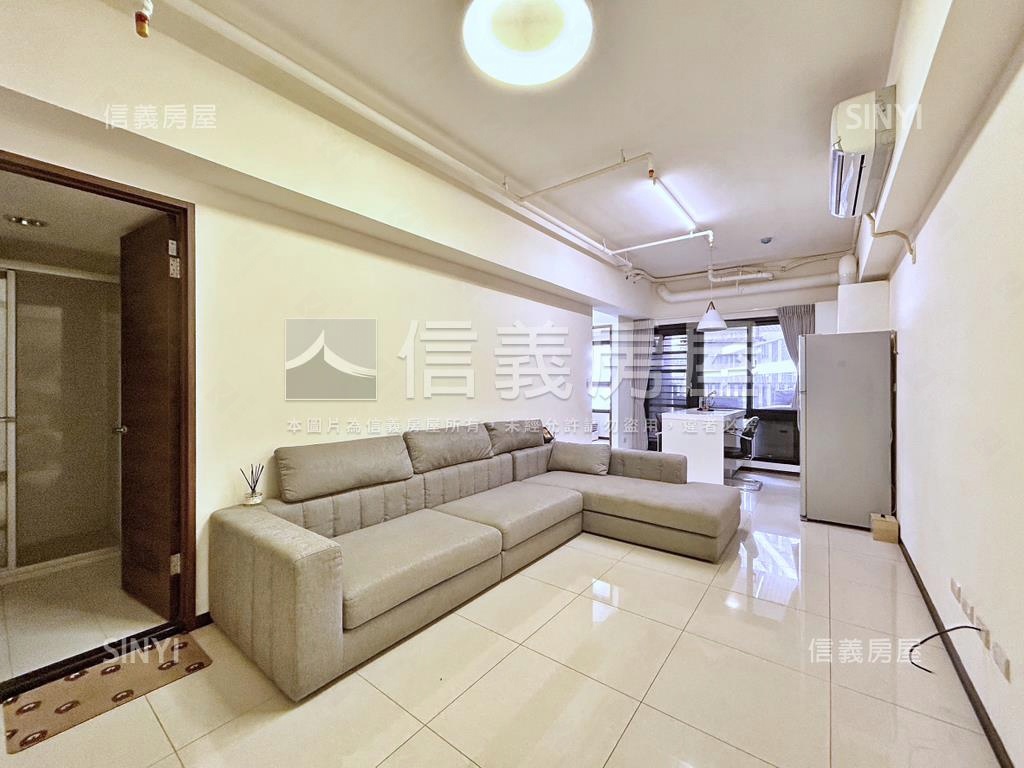 華悦城三房車位房屋室內格局與周邊環境