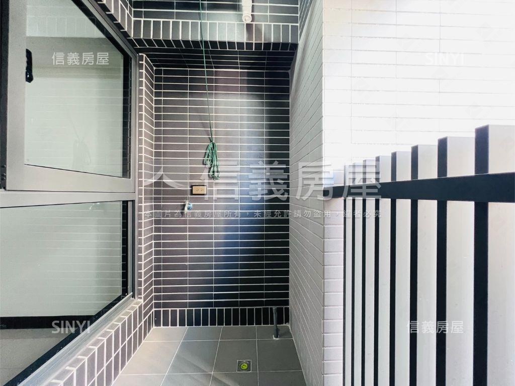 河堤世界・靜謐高層平車宅房屋室內格局與周邊環境