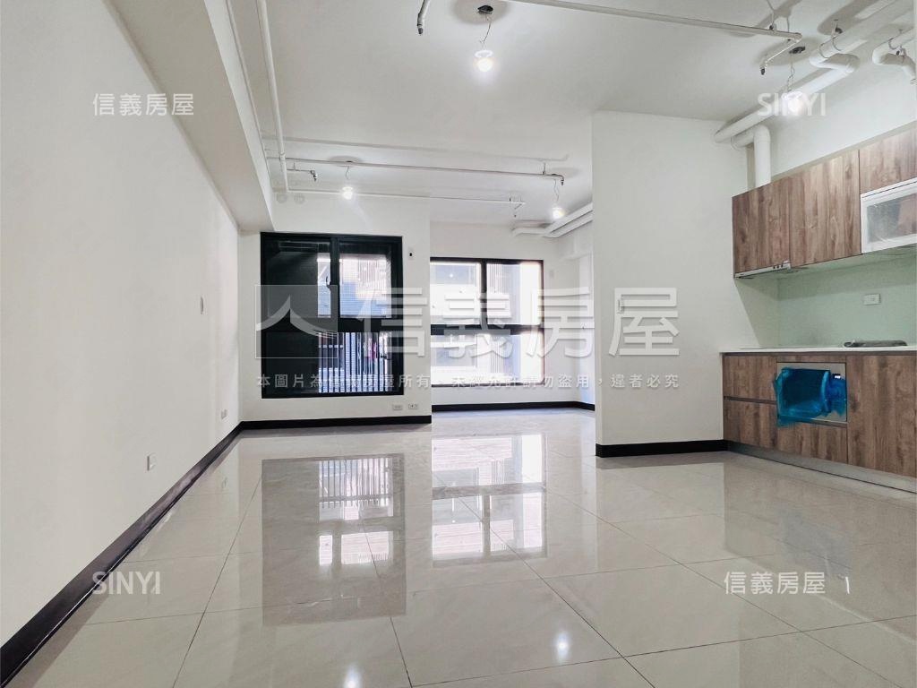 河堤世界・靜謐高層平車宅房屋室內格局與周邊環境