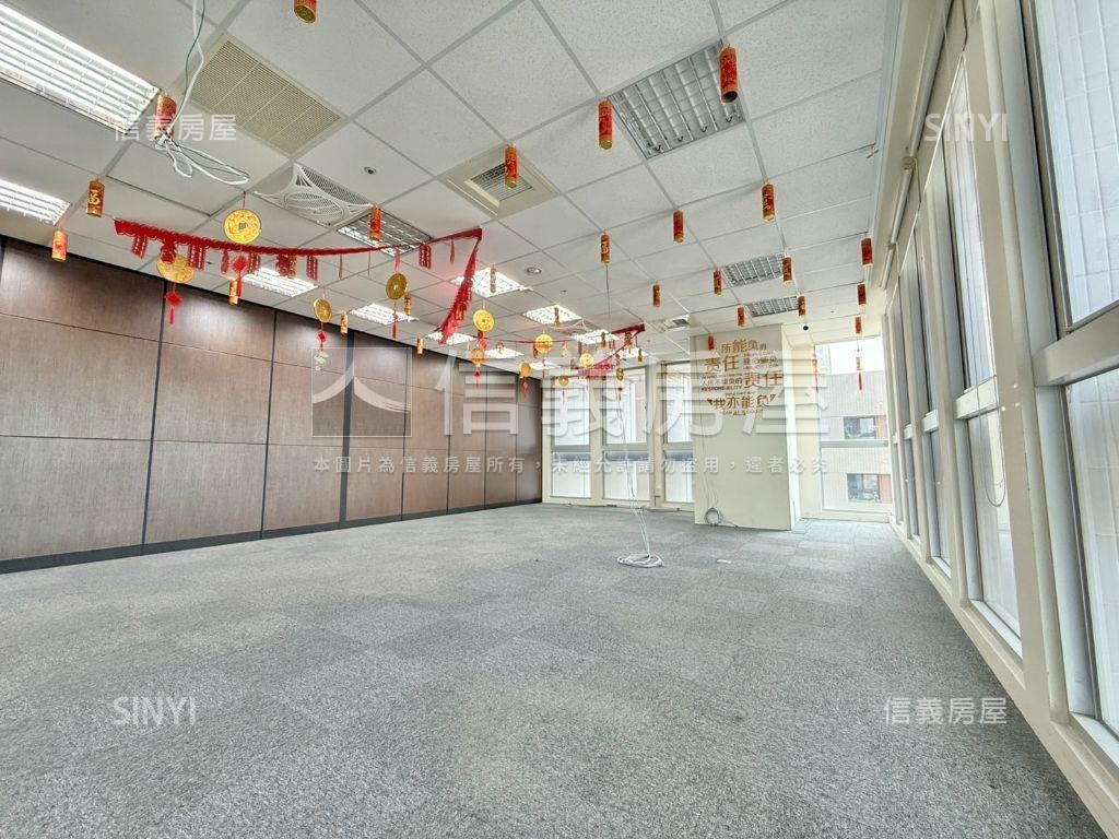 七期親家市政前棟高樓商辦房屋室內格局與周邊環境