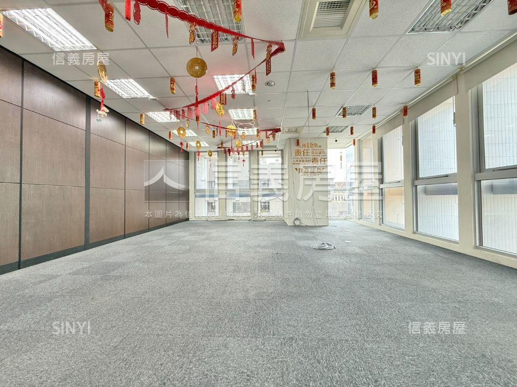 七期親家市政前棟高樓商辦房屋室內格局與周邊環境