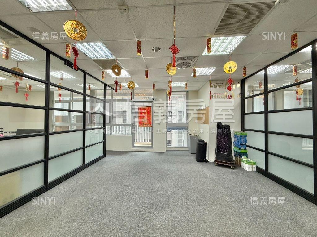 七期親家市政前棟高樓商辦房屋室內格局與周邊環境