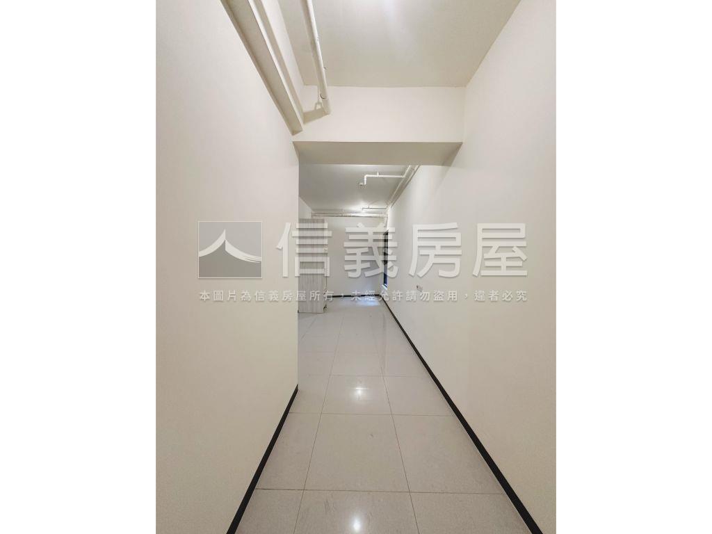 青埔高鐵站前核心喜徠登房屋室內格局與周邊環境