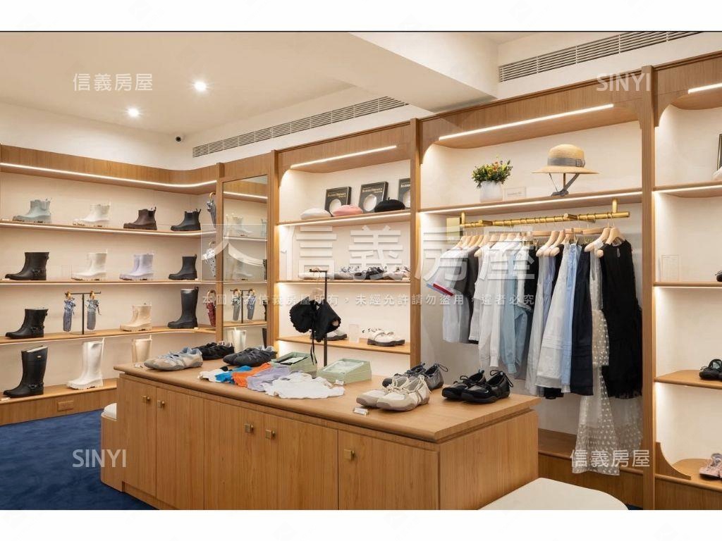 東區精品服飾庭園店面房屋室內格局與周邊環境