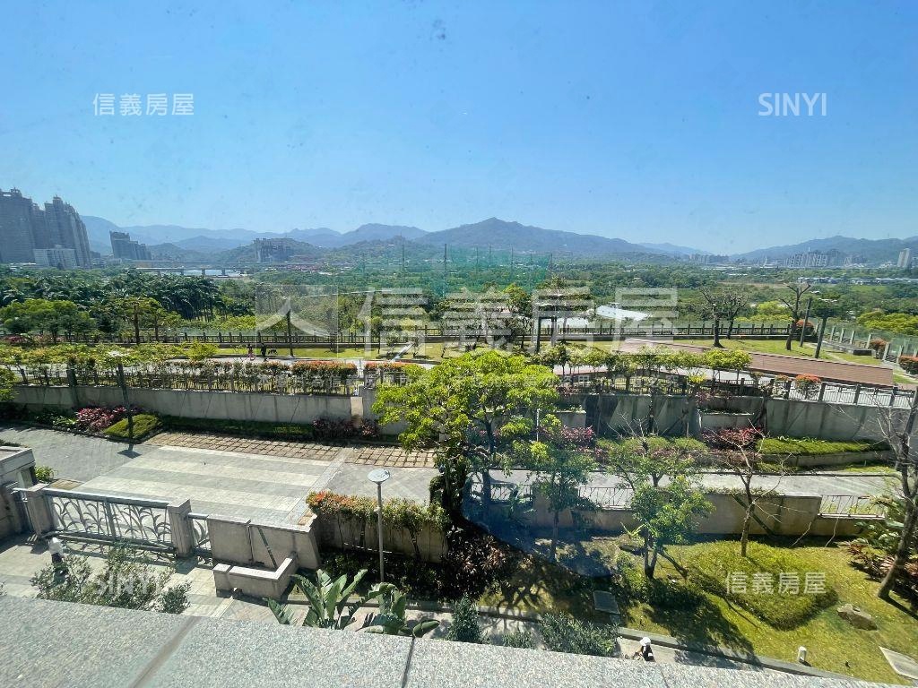 美河市美景三房有車位房屋室內格局與周邊環境