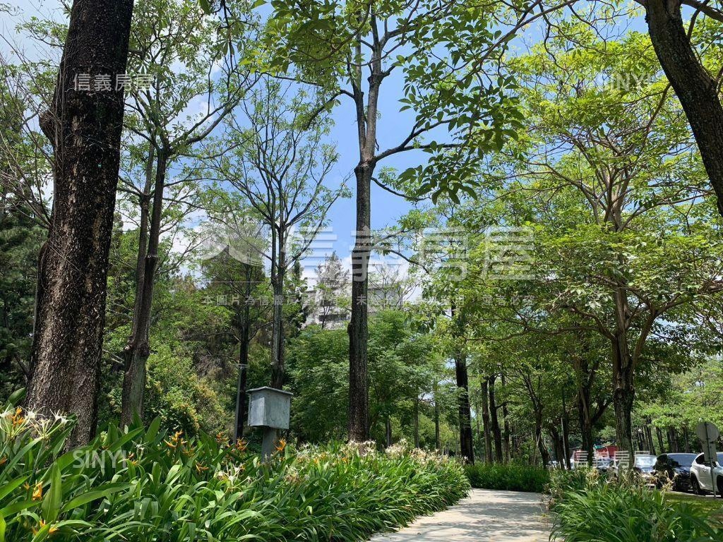 近興大四面採光大空間美宅房屋室內格局與周邊環境