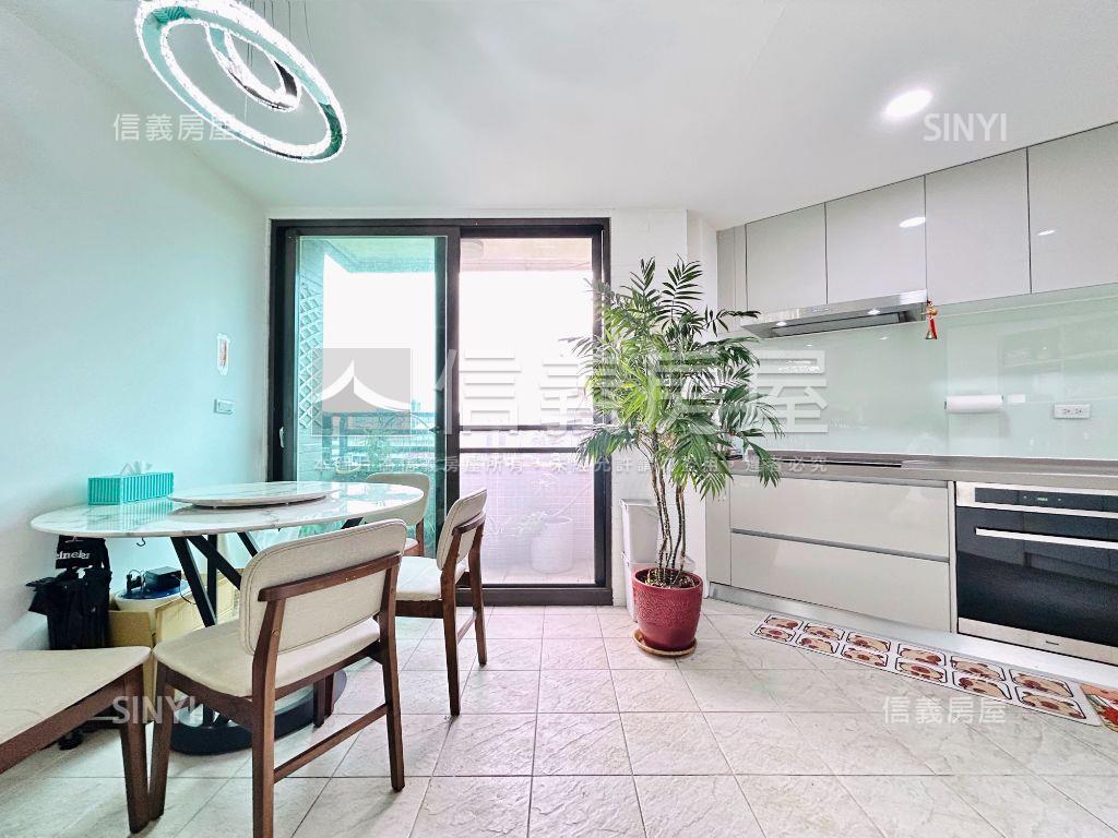 夯座東向西⭐狠棒角間透店房屋室內格局與周邊環境