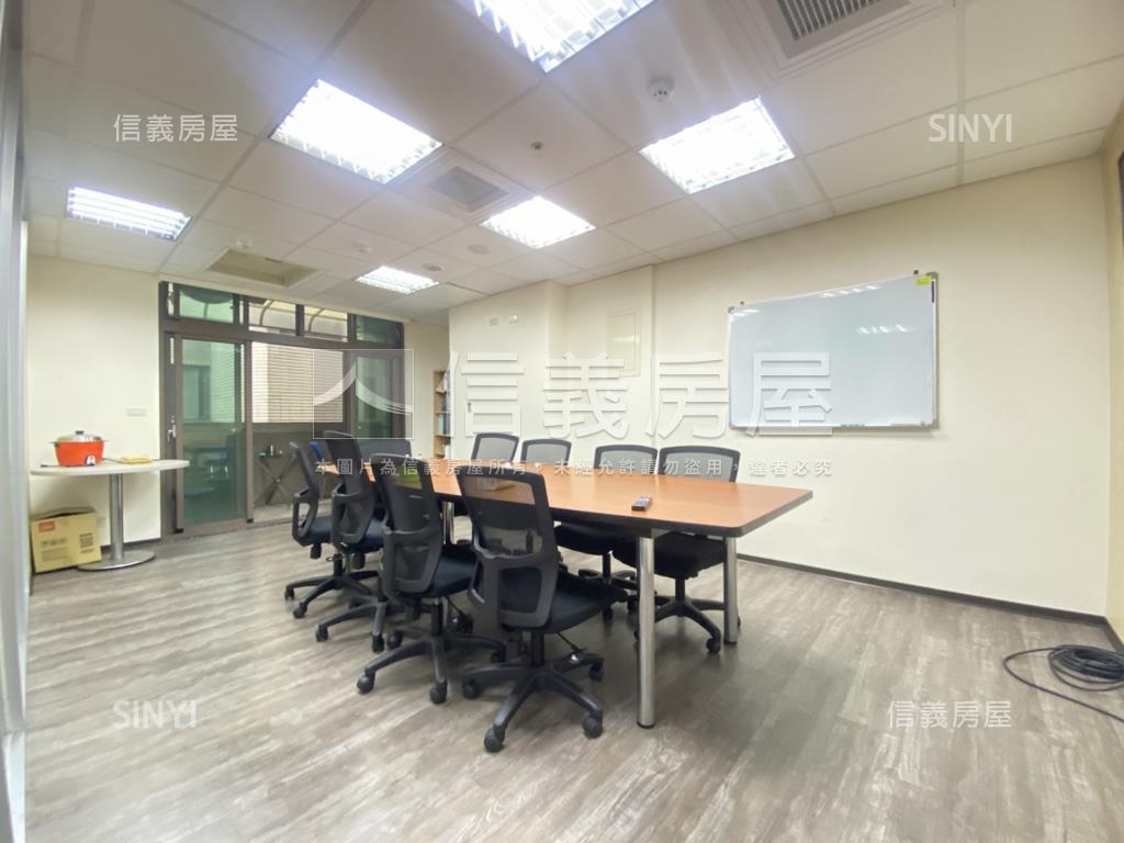 板南捷運。優質辦公房屋室內格局與周邊環境