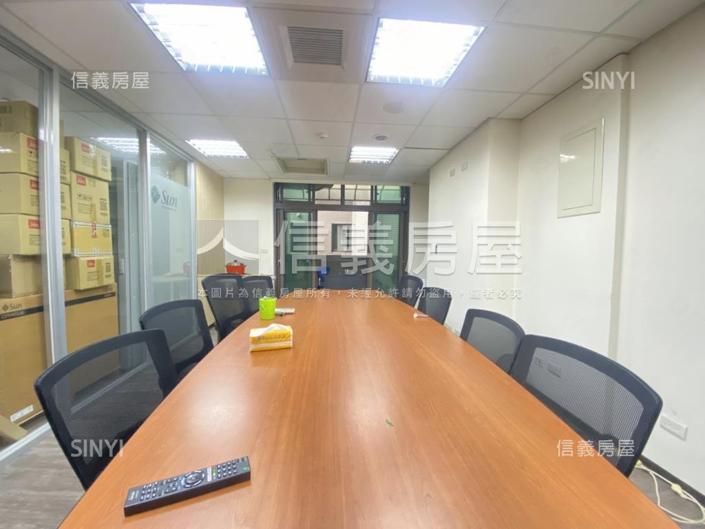 板南捷運。優質辦公房屋室內格局與周邊環境