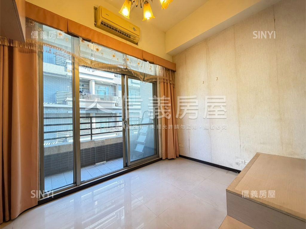 捷運六張犁敦南法拉麗亮房房屋室內格局與周邊環境