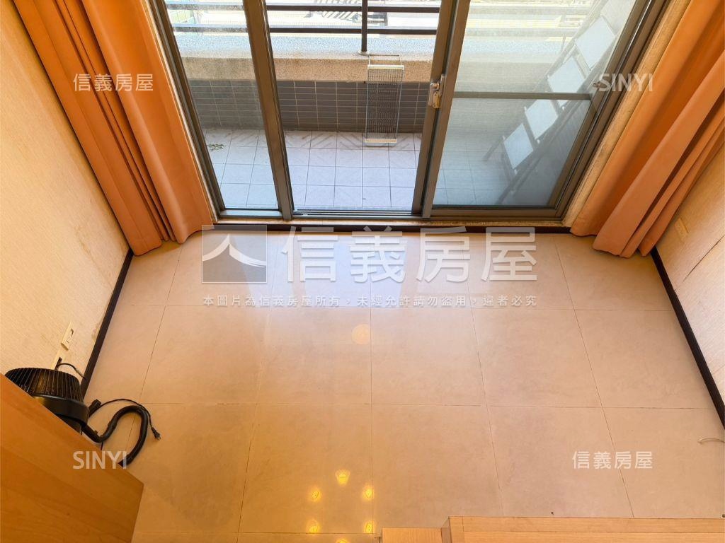 捷運六張犁敦南法拉麗亮房房屋室內格局與周邊環境