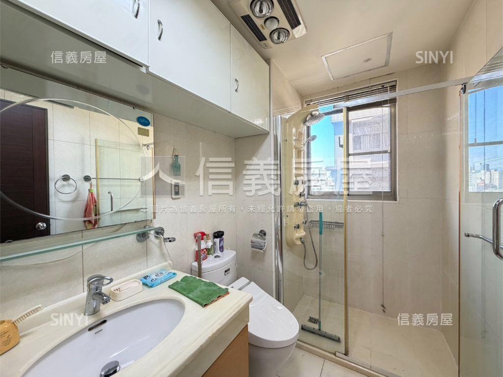 捷運六張犁敦南法拉麗亮房房屋室內格局與周邊環境