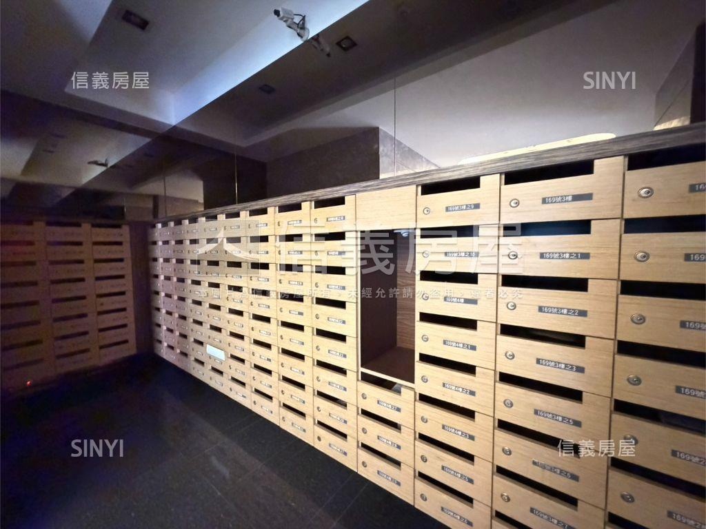 捷運六張犁敦南法拉麗亮房房屋室內格局與周邊環境