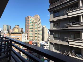 捷運六張犁敦南法拉麗亮房