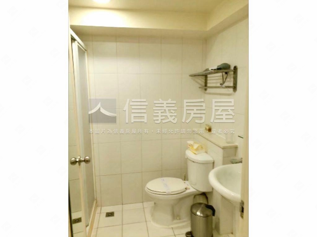 中山國小捷運美妝套房房屋室內格局與周邊環境
