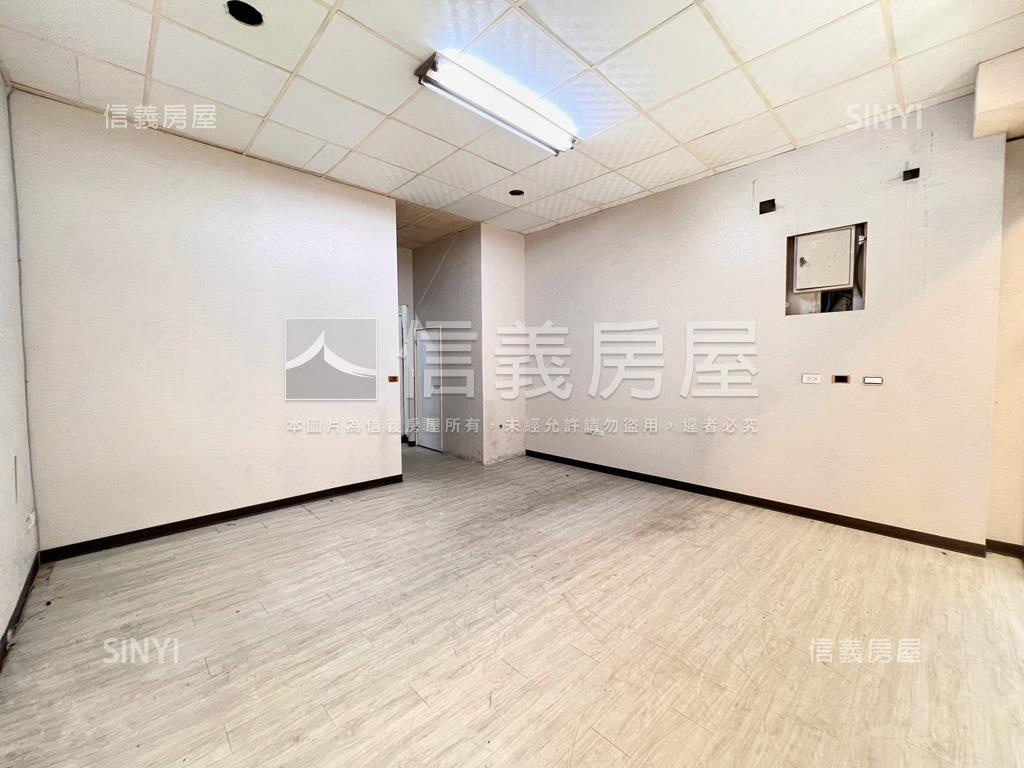 大湳市場。人潮金透店房屋室內格局與周邊環境
