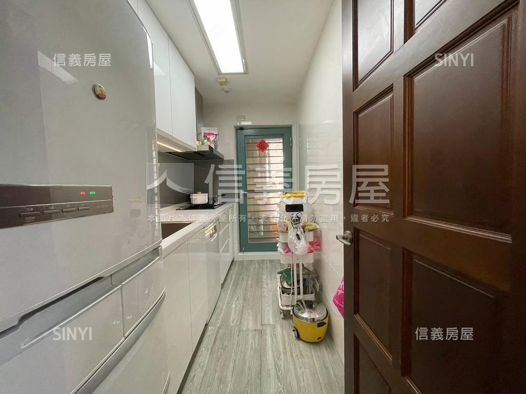 克拉美地３房車位房屋室內格局與周邊環境