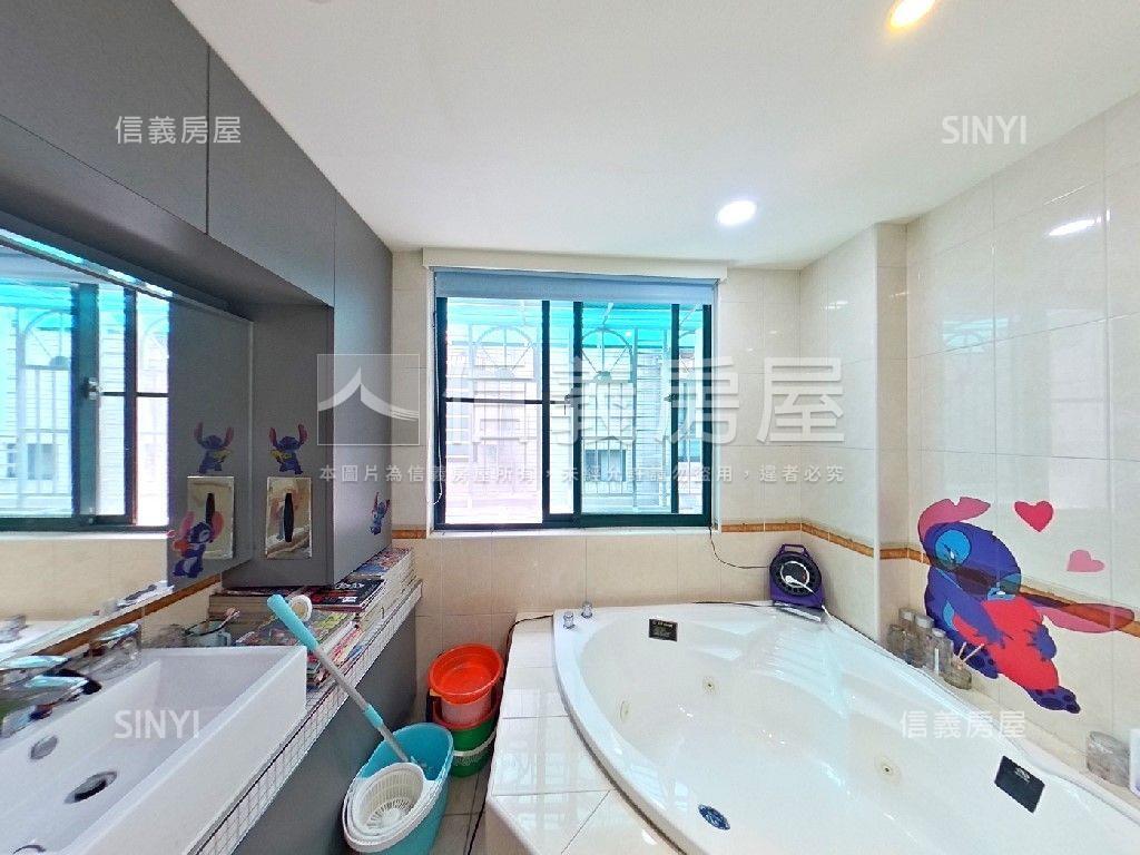 領袖花老闆喜愛房屋室內格局與周邊環境