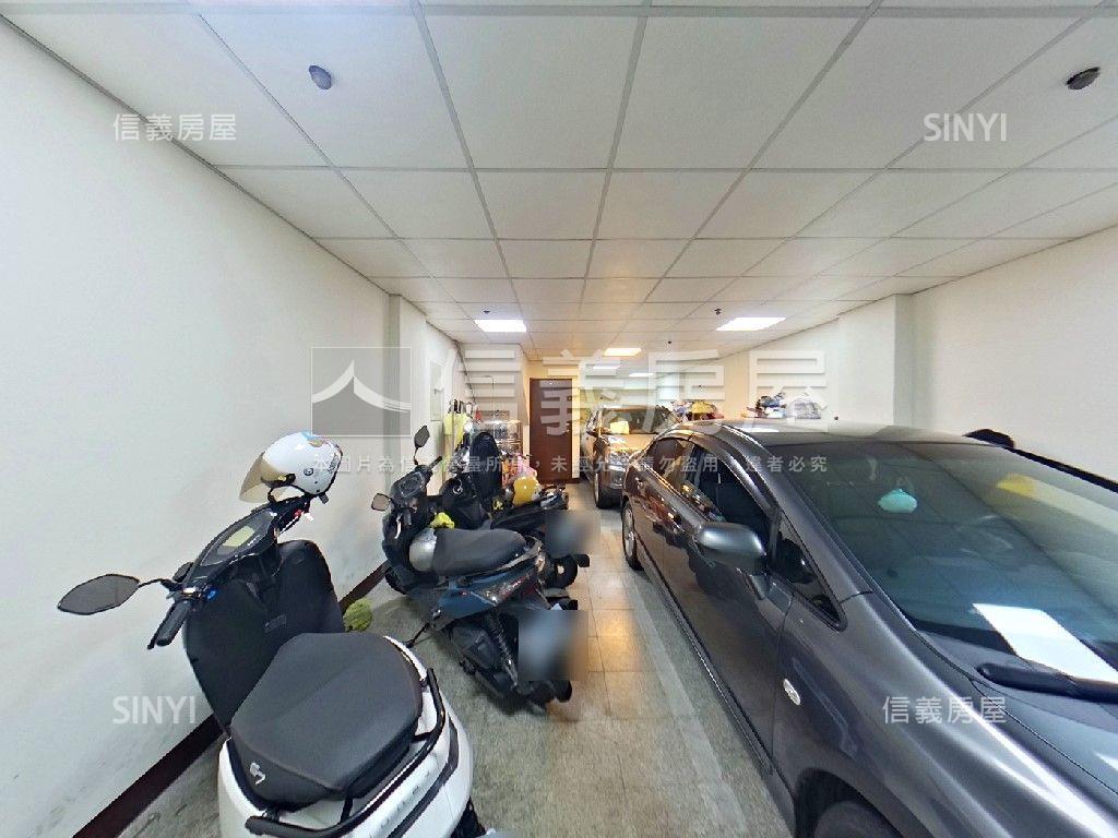 領袖花老闆喜愛房屋室內格局與周邊環境